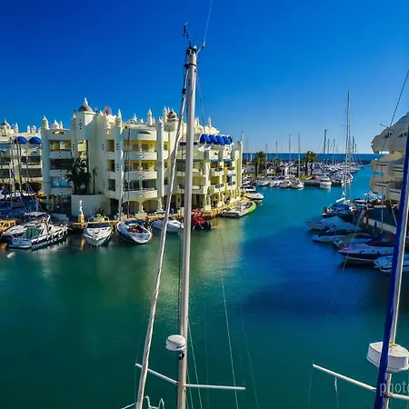 714 Iris - Vista Al Mar - Cerca De Tren, Restaurantes, Tiendas - Playa A 10 Min Caminando Apartment *